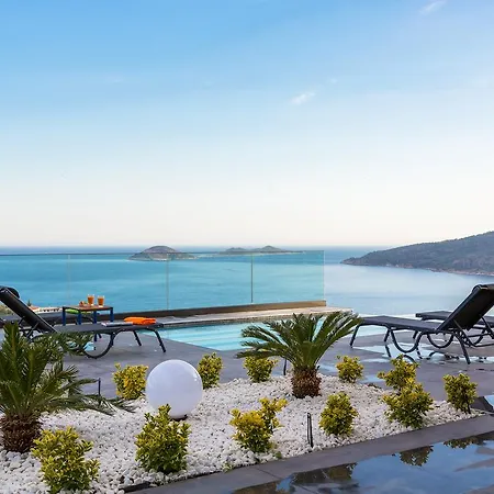 Vogue Villa